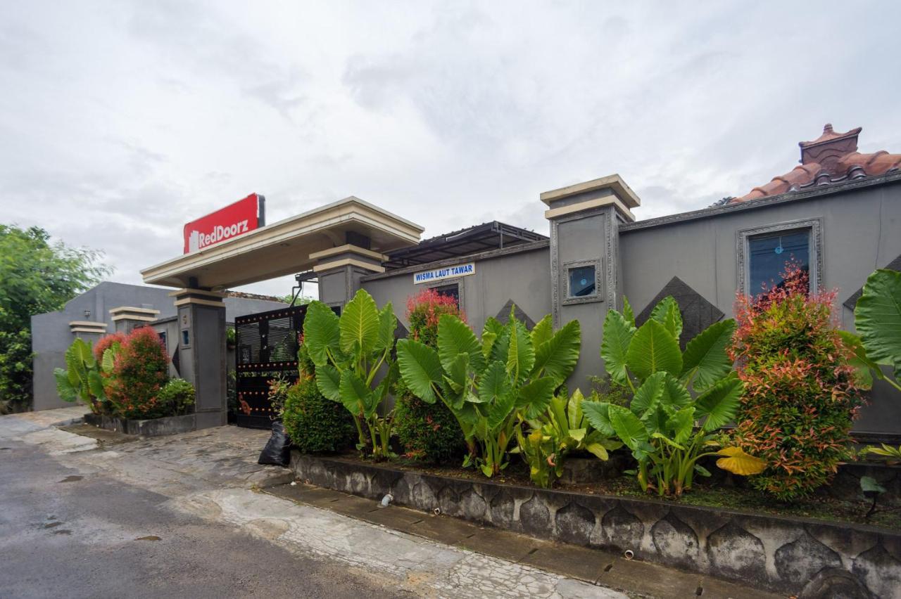 Reddoorz Syariah Near Rs Advent Bandar Lampung Hotel Екстериор снимка
